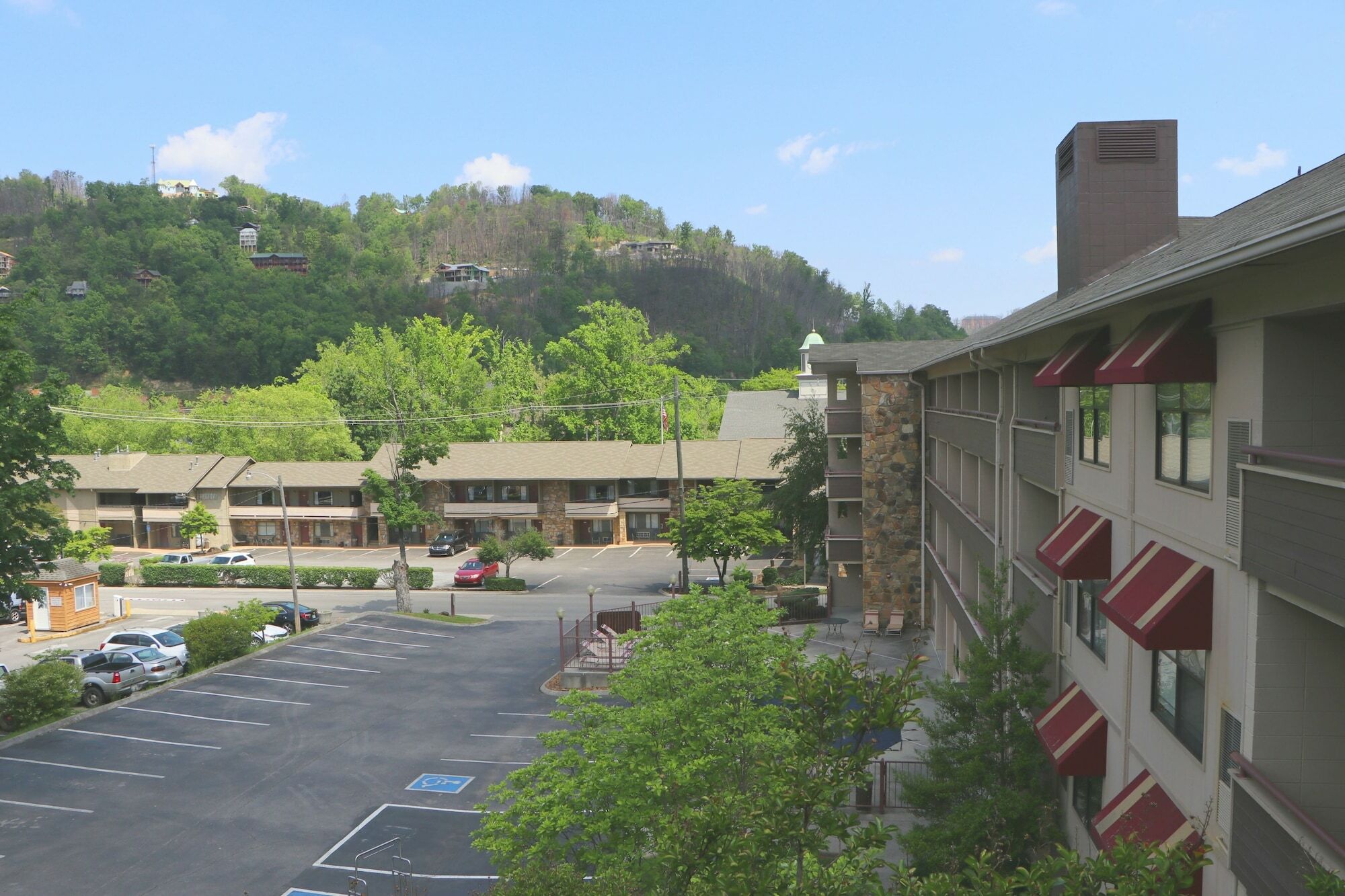 Howard Johnson By Wyndham Downtown Gatlinburg Exterior foto